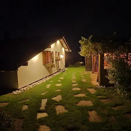 Ferienhaus Bergzauber Hébergement de vacances *